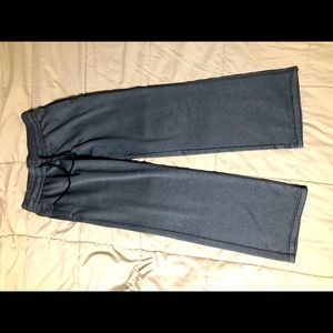UA storm sweatpants- size small